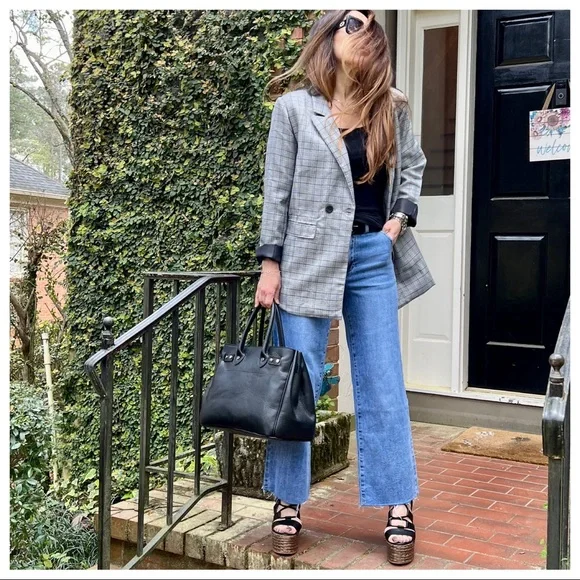 From Paris France! Fabulous plaid jacket with shoulder pads - Picture 2 of 10